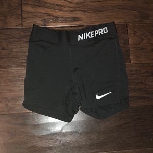 Black nike pros